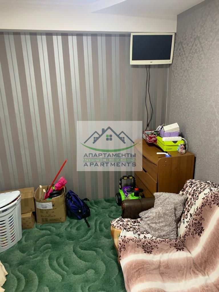 Продажа 4-комнатной квартиры, Ессентуки, Октябрьская ул,  412