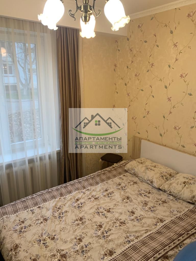 Продажа 4-комнатной квартиры, Ессентуки, Октябрьская ул,  412