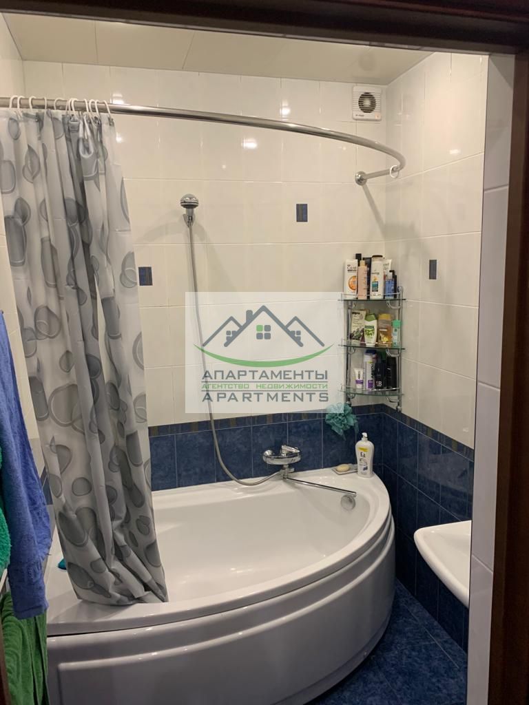 Продажа 3-комнатной квартиры, Ессентуки, 200 лет КМВ ул,  1