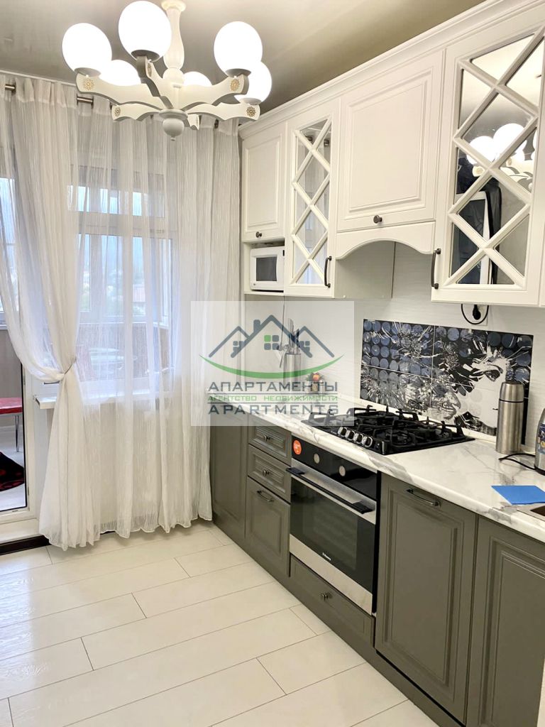 Продажа 3-комнатной квартиры, Пятигорск, Адмиральского ул,  2к4