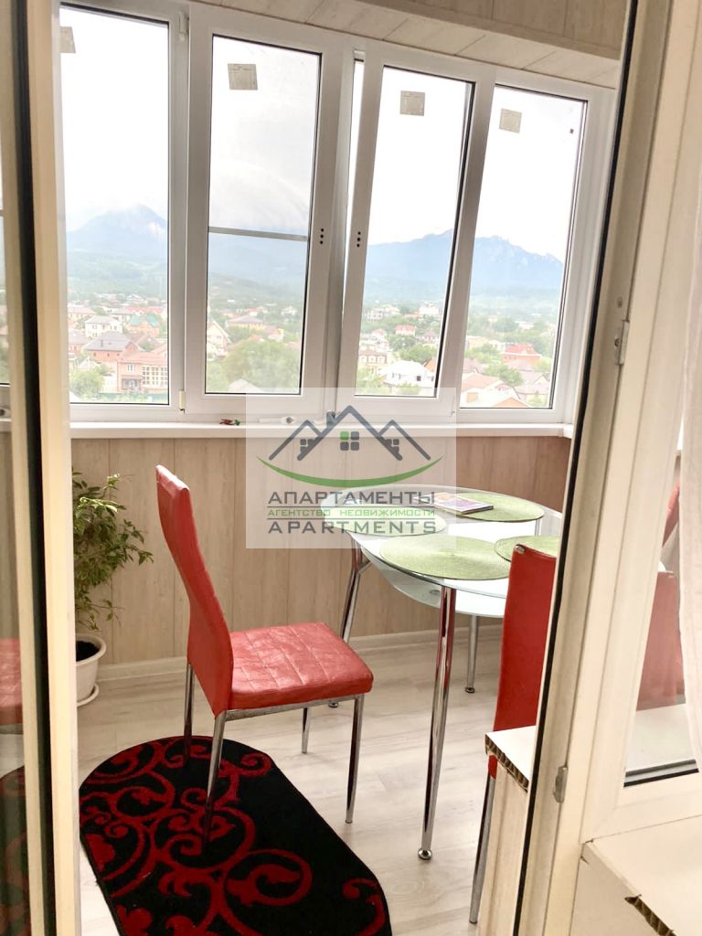 Продажа 3-комнатной квартиры, Пятигорск, Адмиральского ул,  2к4