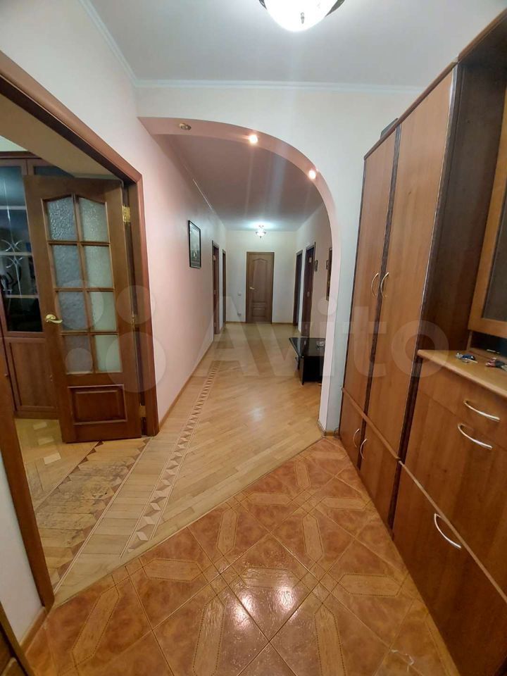 Продажа 4-комнатной квартиры, Ставрополь, Мира ул,  460/3