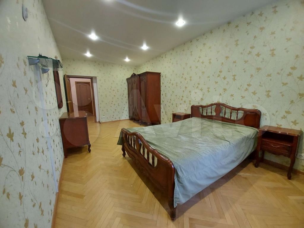 Продажа 4-комнатной квартиры, Ставрополь, Мира ул,  460/3