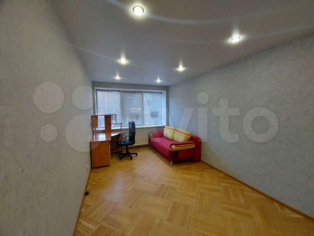 Продажа 4-комнатной квартиры, Ставрополь, Мира ул,  460/3