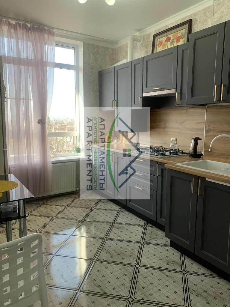 Продажа 1-комнатной квартиры, Пятигорск, Орджоникидзе ул,  5