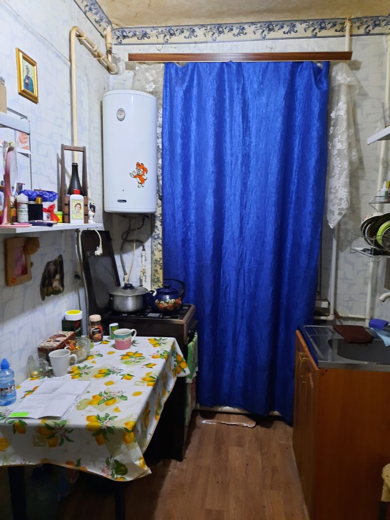 Продажа 2-комнатной квартиры, Батайск, Комарова ул,  173