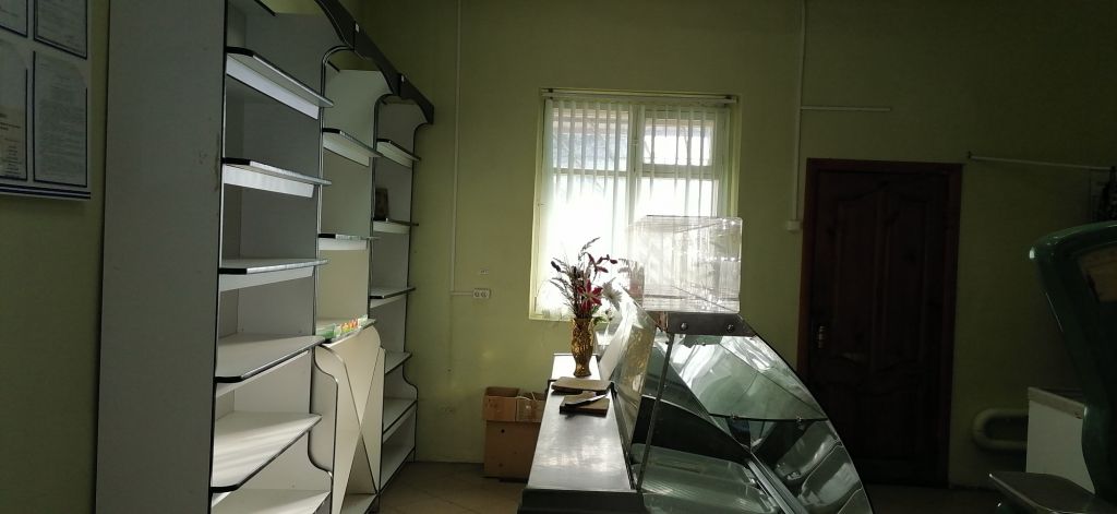 Продажа коммерческой недвижимости, 135м <sup>2</sup>, Лунино, Максима Горького,  26