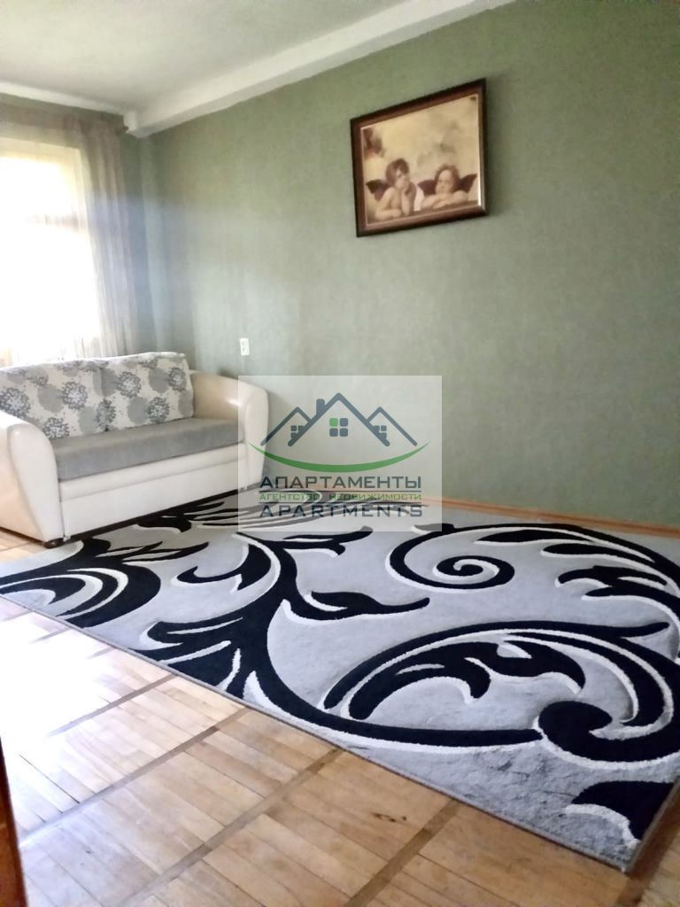 Продажа 4-комнатной квартиры, Пятигорск, Адмиральского ул,  8к3