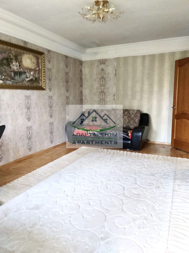 Продажа 4-комнатной квартиры, Пятигорск, Адмиральского ул,  8к3