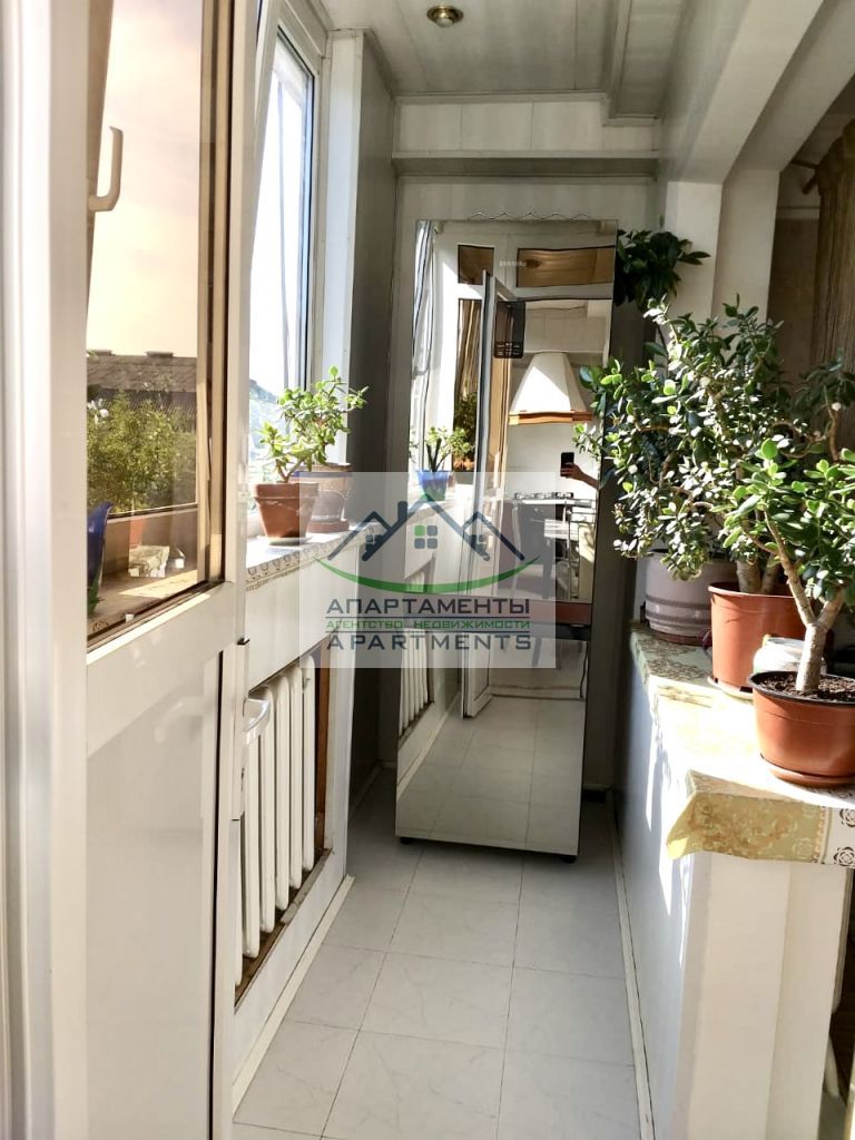 Продажа 4-комнатной квартиры, Пятигорск, Адмиральского ул,  8к3