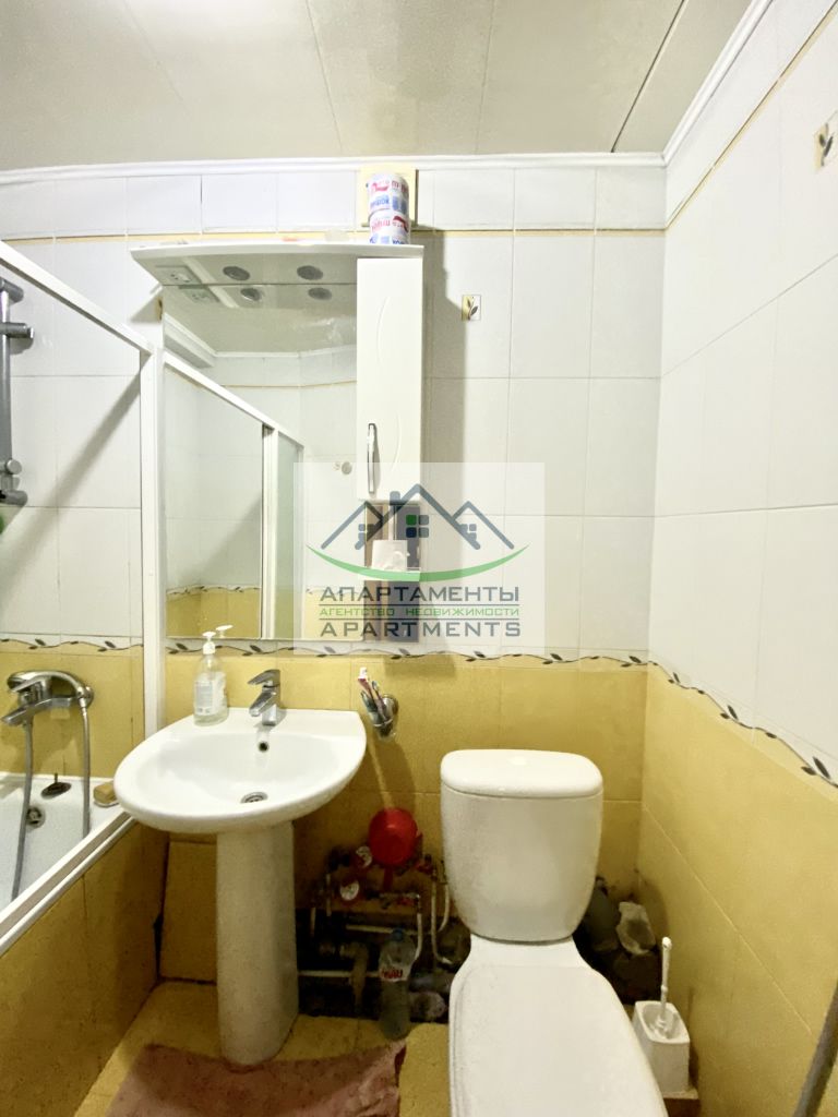 Продажа 4-комнатной квартиры, Пятигорск, Адмиральского ул,  8к3