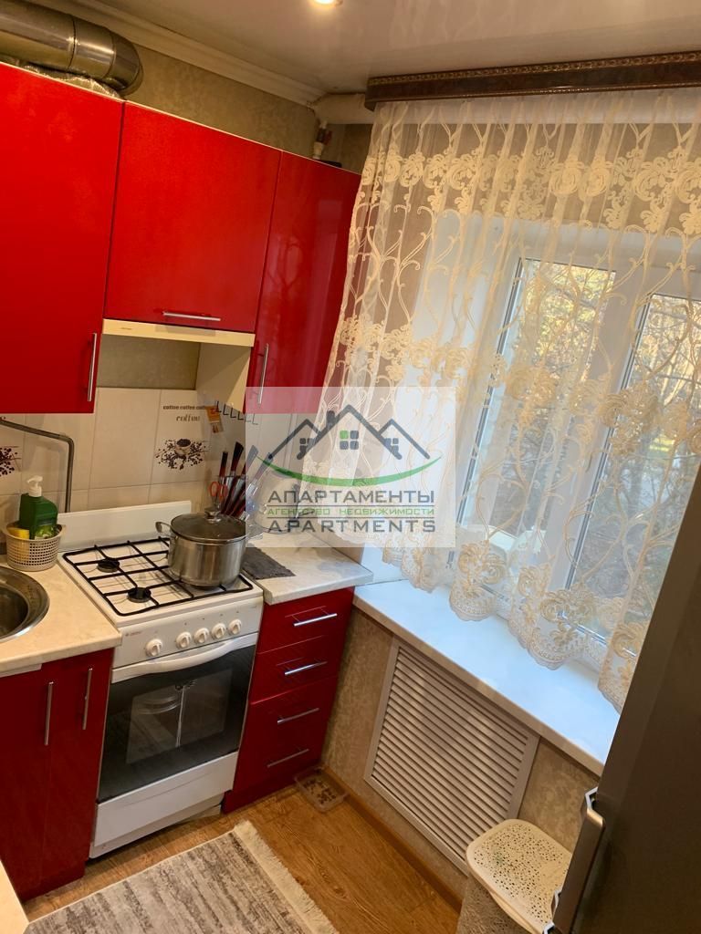 Продажа 3-комнатной квартиры, Ессентуки, Пятигорская ул,  158