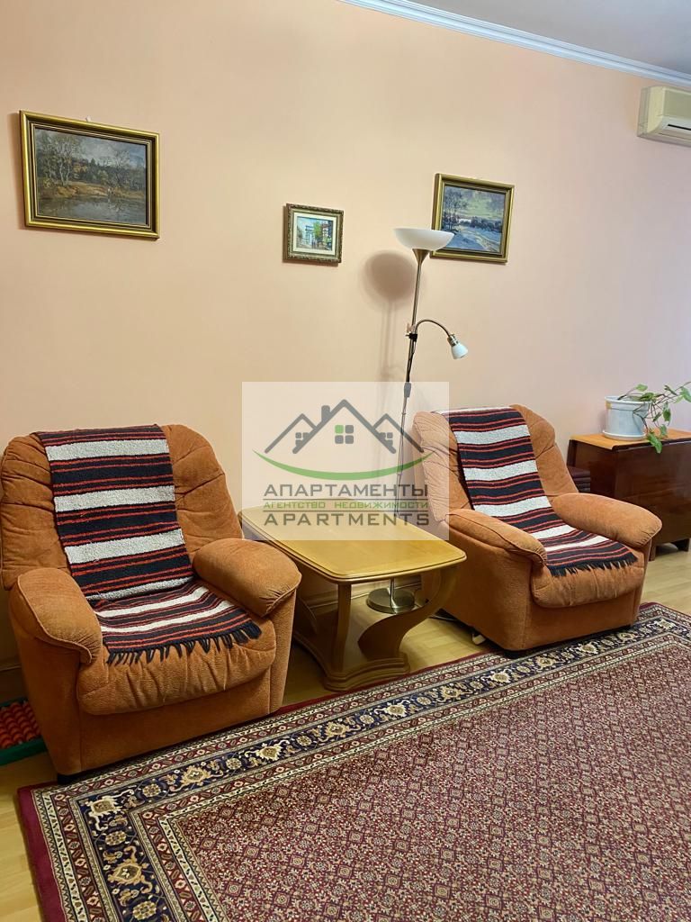 Продажа 2-комнатной квартиры, Пятигорск, Калинина пр-кт,  42б