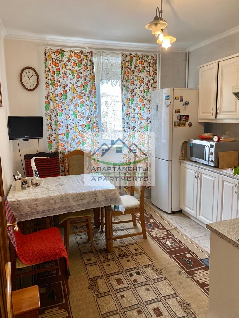 Продажа 2-комнатной квартиры, Пятигорск, Калинина пр-кт,  42б