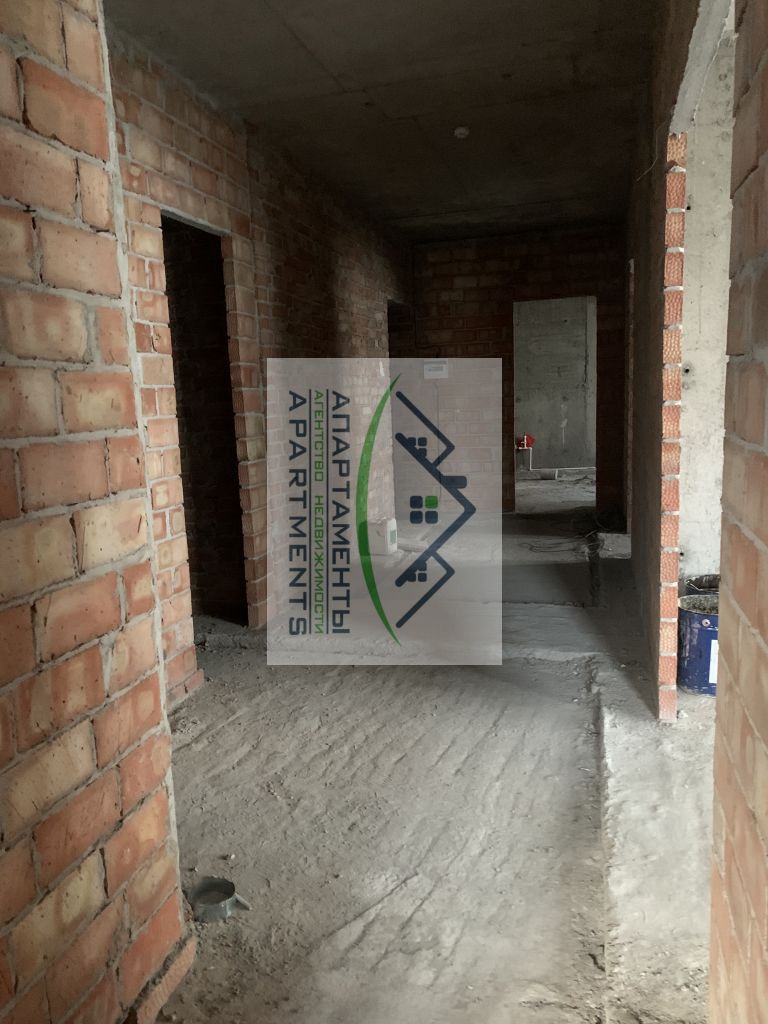 Продажа 3-комнатной квартиры, Пятигорск, Оранжерейная ул,  23