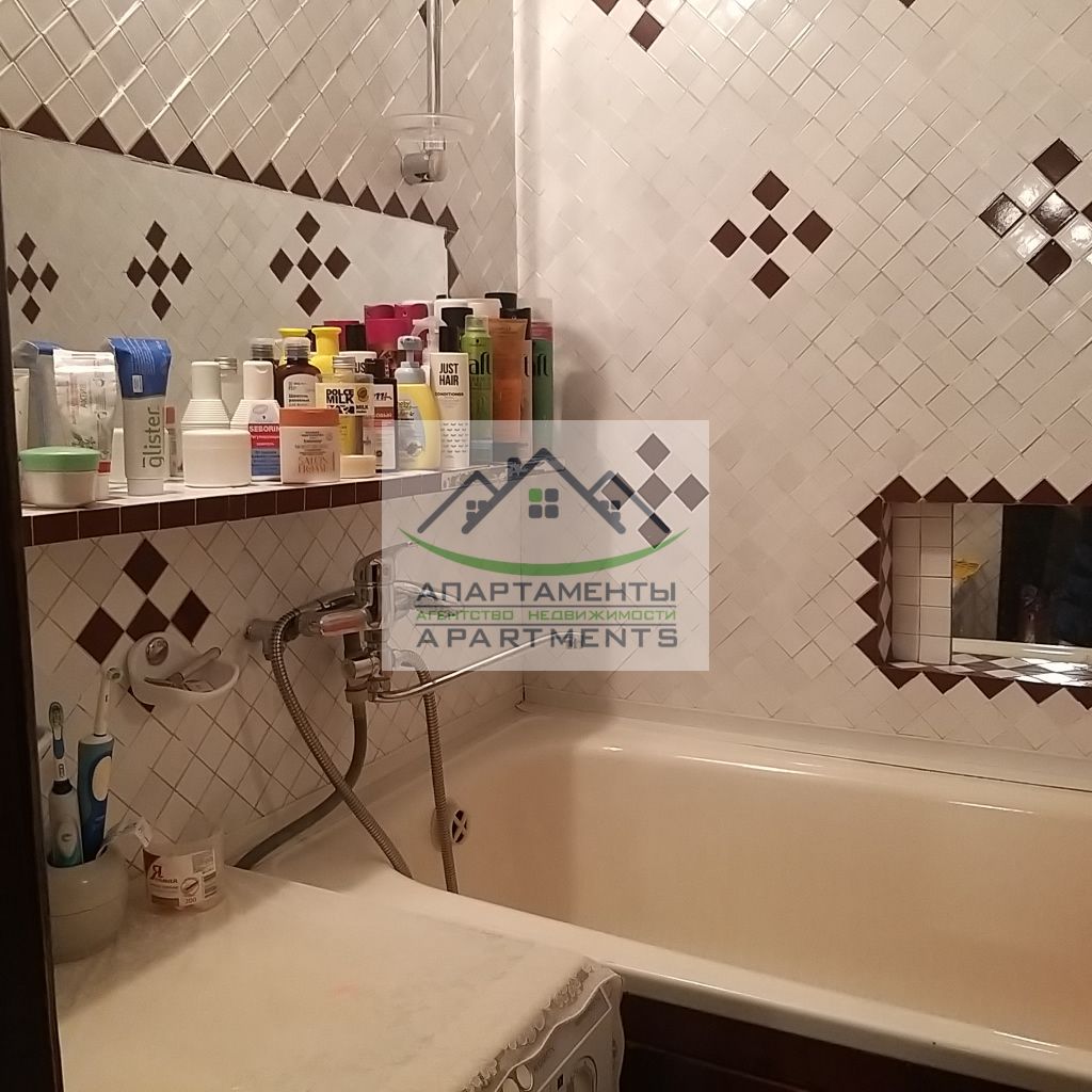 Продажа 2-комнатной квартиры, Пятигорск, Железнодорожная ул,  121