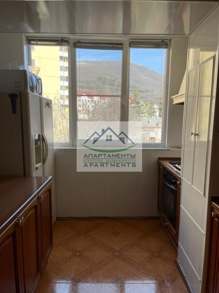 Продажа 3-комнатной квартиры, Пятигорск, Пушкинская ул,  31