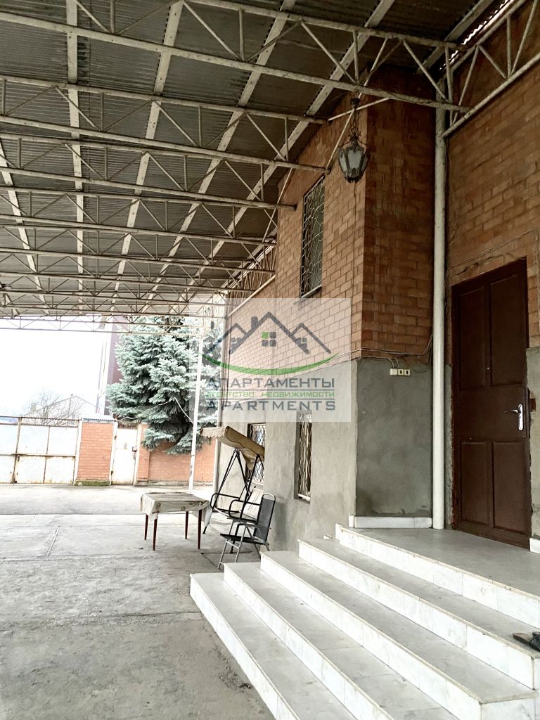 Продажа дома, 410м <sup>2</sup>, 12 сот., Пятигорск, Маршала Жукова ул,  2