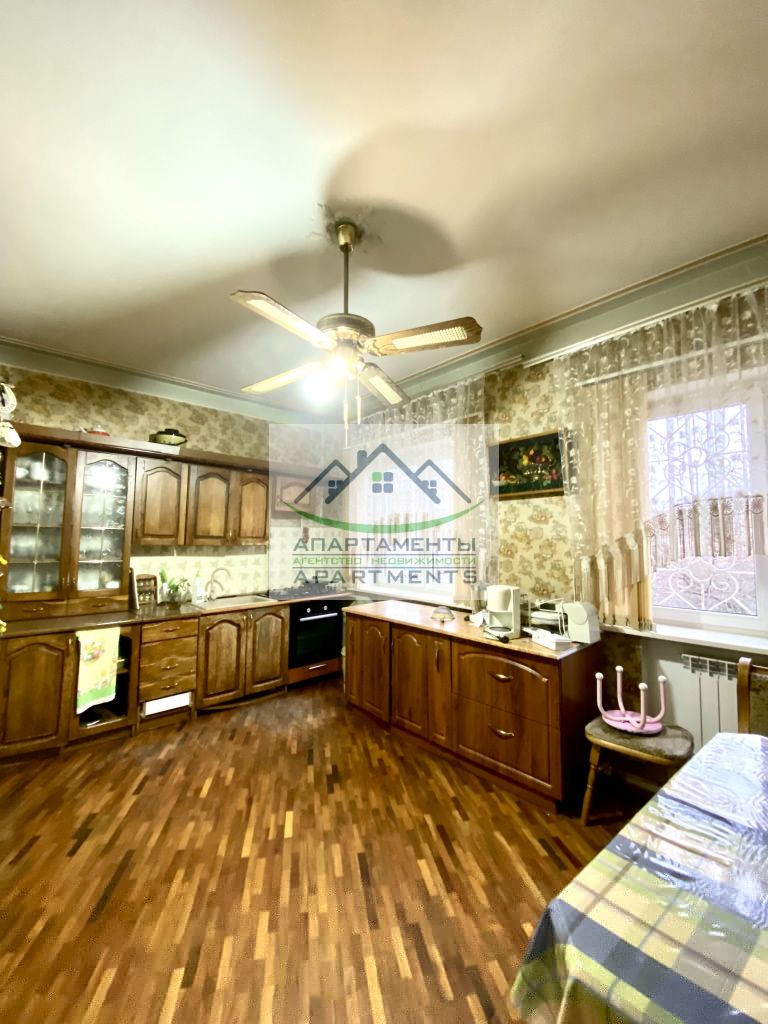 Продажа дома, 410м <sup>2</sup>, 12 сот., Пятигорск, Маршала Жукова ул,  2