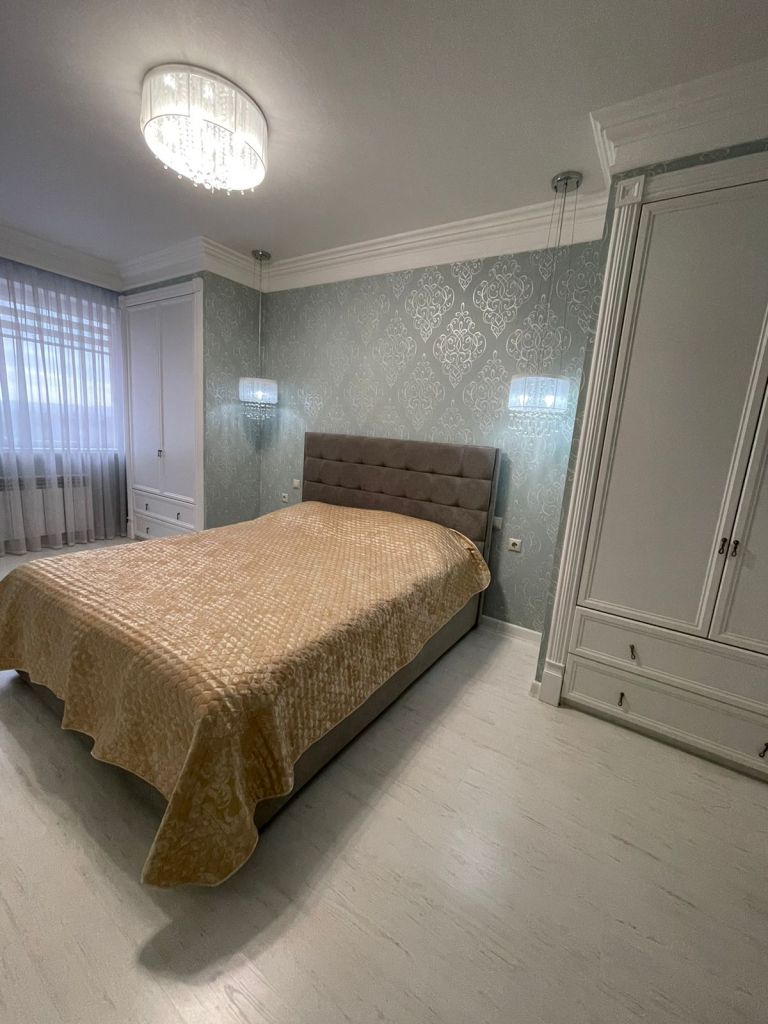 Продажа 2-комнатной квартиры, Батайск, Северная Звезда ул,  10