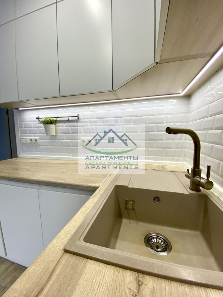 Продажа 2-комнатной квартиры, Пятигорск, Оранжерейная ул,  17