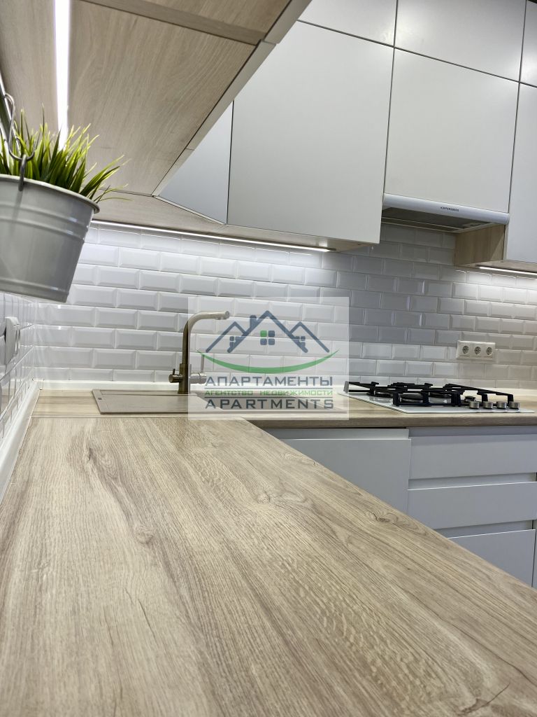 Продажа 2-комнатной квартиры, Пятигорск, Оранжерейная ул,  17