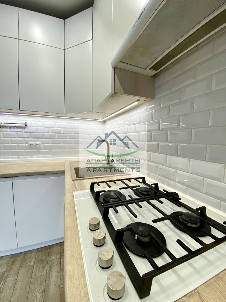 Продажа 2-комнатной квартиры, Пятигорск, Оранжерейная ул,  17