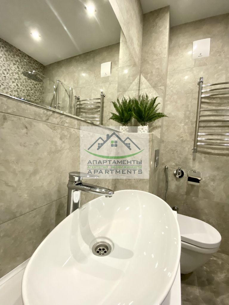 Продажа 2-комнатной квартиры, Пятигорск, Оранжерейная ул,  17