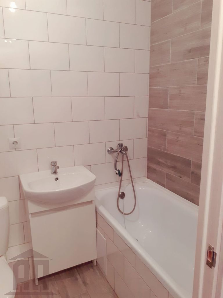 Продажа 1-комнатной квартиры, Тверь, Медовая ул,  9