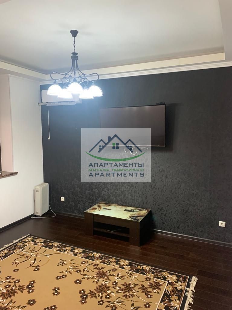 Продажа 2-комнатной квартиры, Ессентуки, Октябрьская ул,  337/1