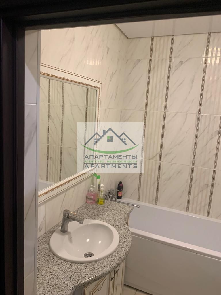 Продажа 2-комнатной квартиры, Ессентуки, Октябрьская ул,  337/1