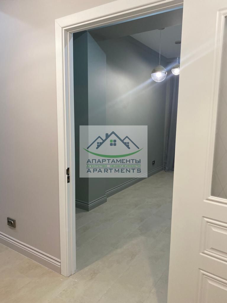 Продажа 2-комнатной квартиры, Пятигорск, Адмиральского ул,  1а