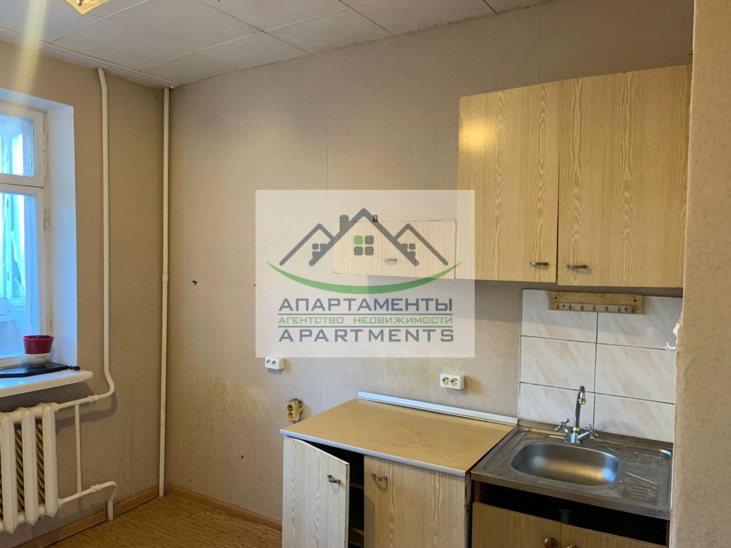 Продажа 2-комнатной квартиры, Пятигорск, Адмиральского ул,  8