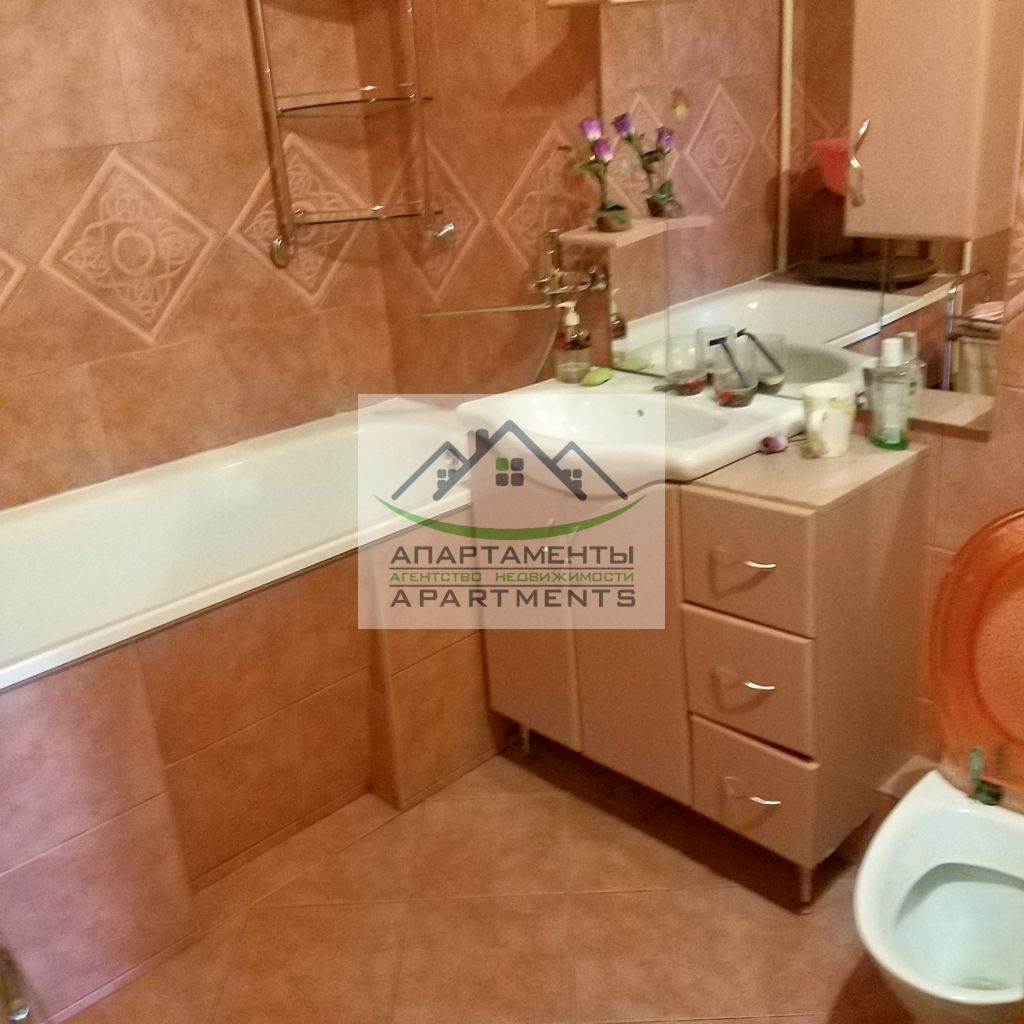 Продажа 3-комнатной квартиры, Пятигорск, Нежнова ул,  72к1