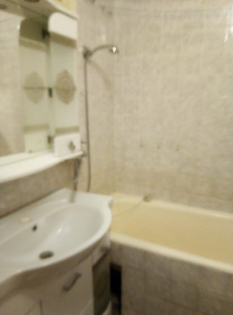 Продажа 3-комнатной квартиры, Батайск, Октябрьская ул,  151