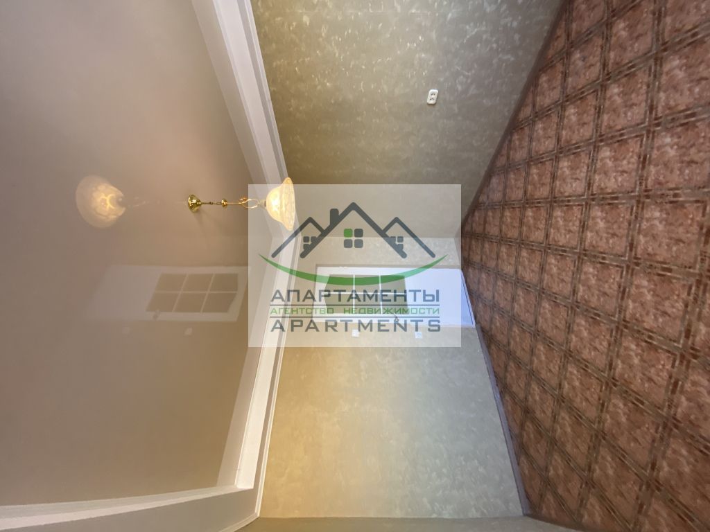 Продажа 2-комнатной квартиры, Пятигорск, Адмиральского ул,  8к2