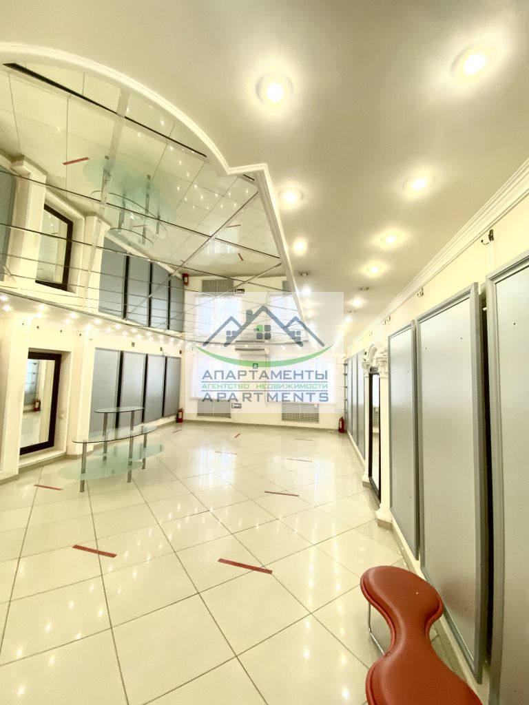 Продажа коммерческой недвижимости, 103м <sup>2</sup>, Пятигорск, 40 лет Октября пр-кт,  40