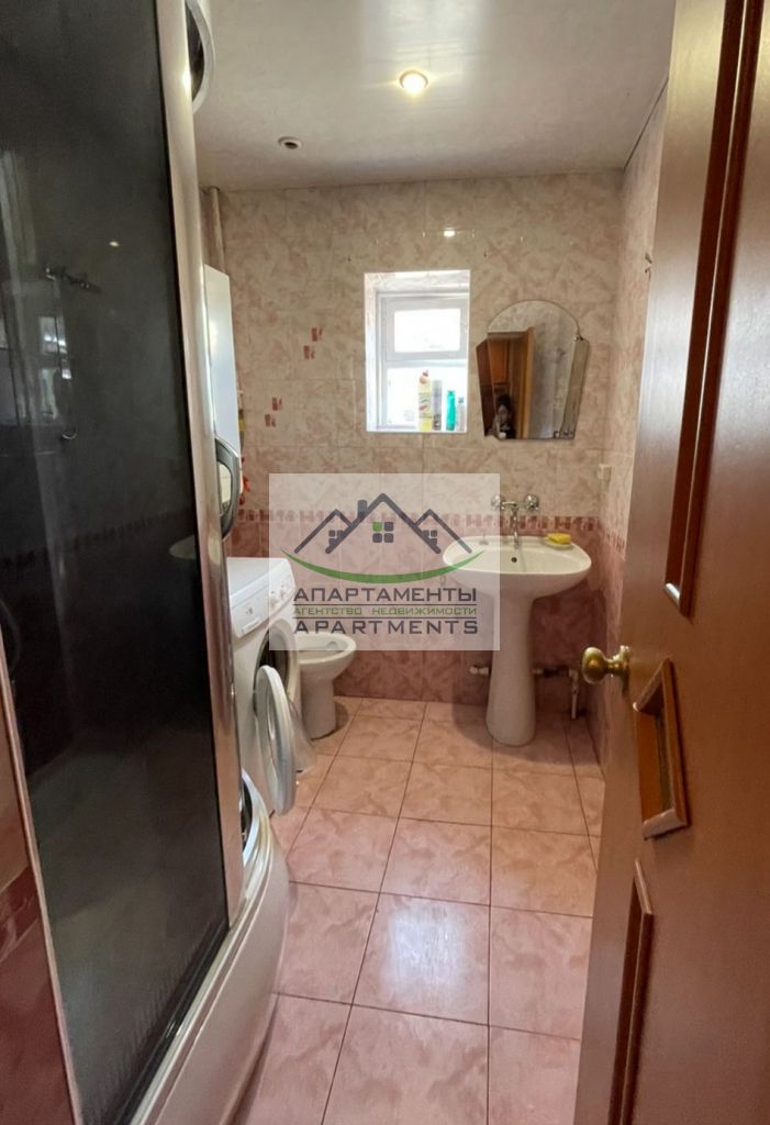 Продажа 4-комнатной квартиры, Пятигорск, Октябрьская ул,  28