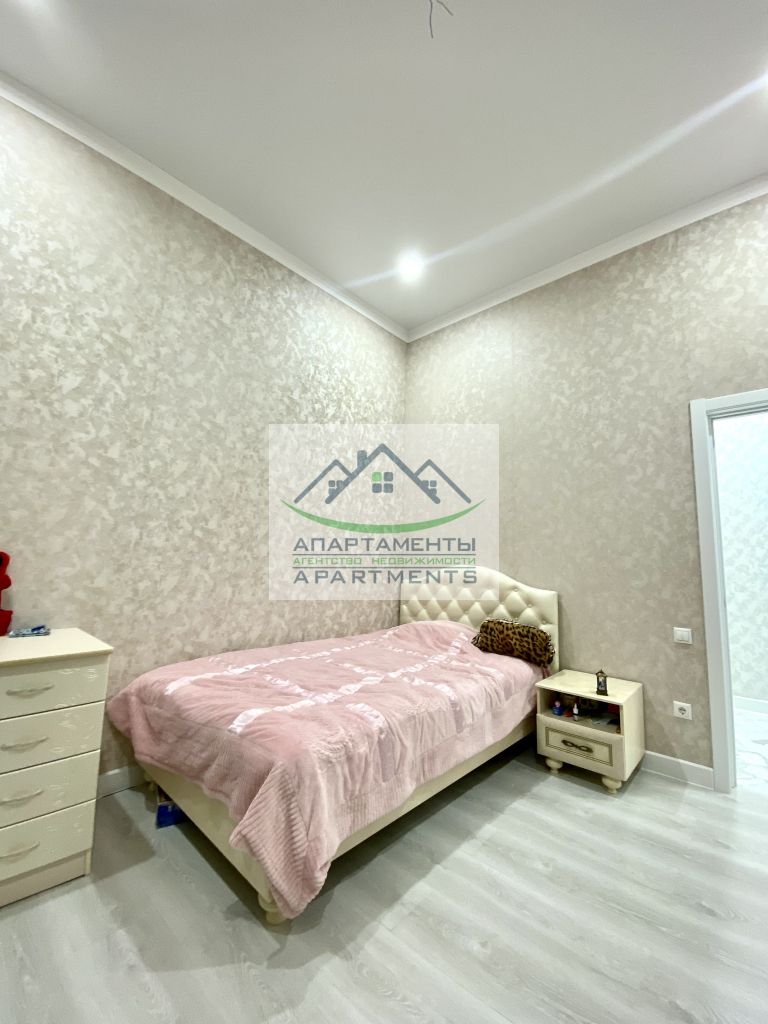 Продажа дома, 260м <sup>2</sup>, 5 сот., Пятигорск, Цветочная ул