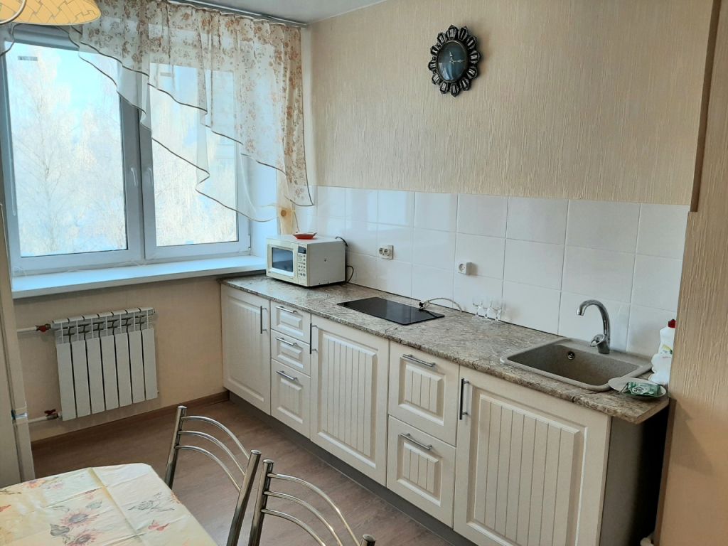 Аренда 1-комнатной квартиры, Ярославль, Спасская ул.,  2