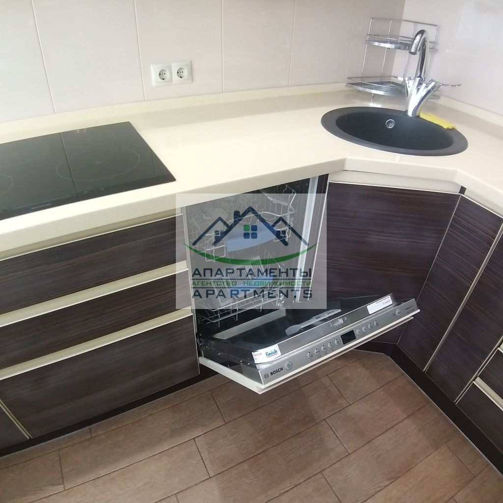 Продажа 2-комнатной квартиры, Пятигорск, Калинина пр-кт,  5к1