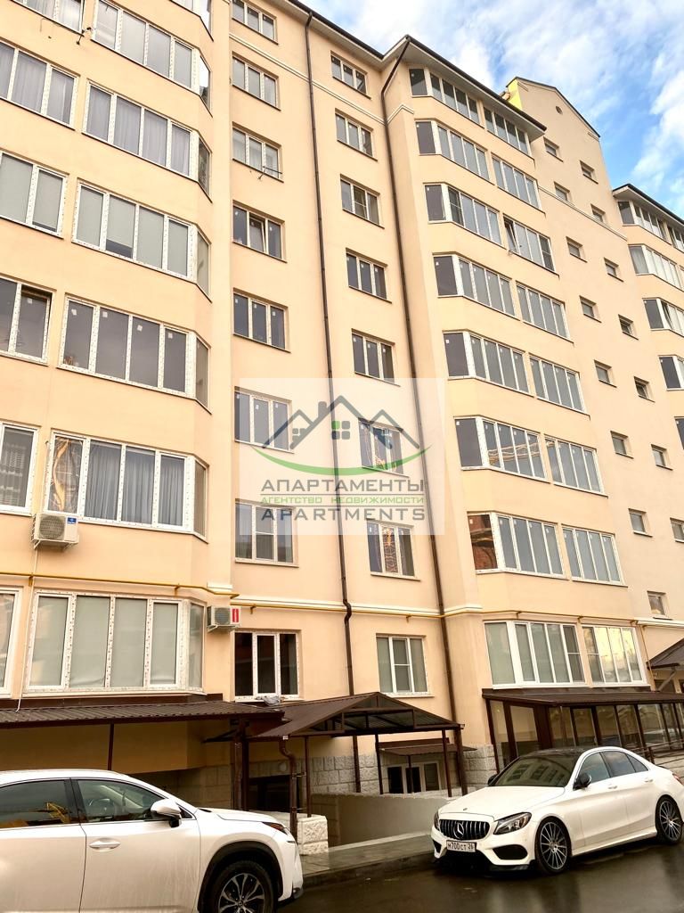 Продажа 2-комнатной квартиры, Пятигорск, Оранжерейная ул,  17к2