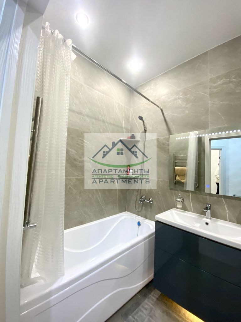 Продажа 1-комнатной квартиры, Пятигорск, Адмиральского ул,  1А