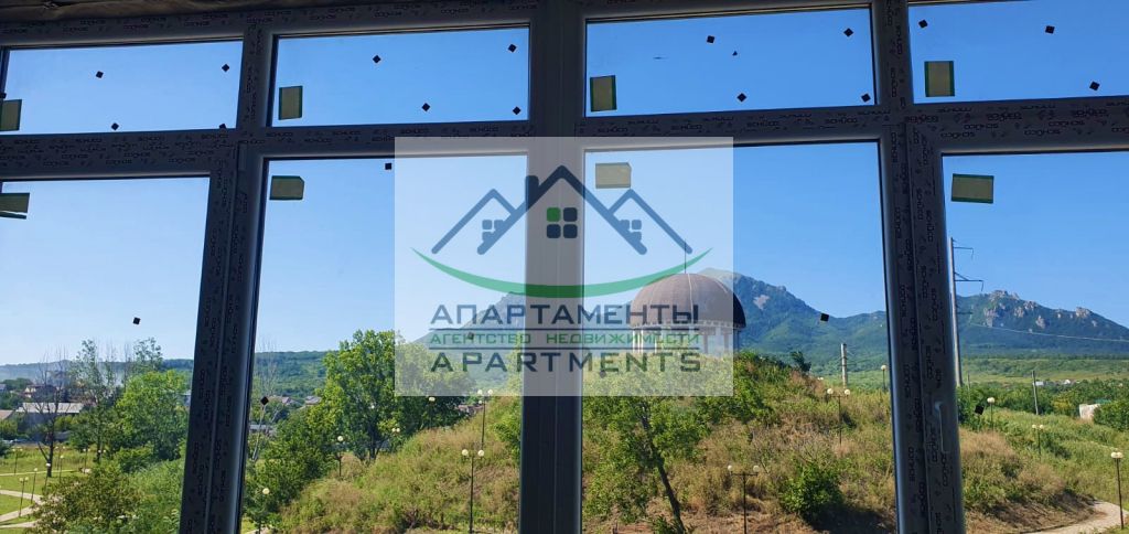 Продажа 2-комнатной квартиры, Пятигорск, Адмиральского ул,  1А