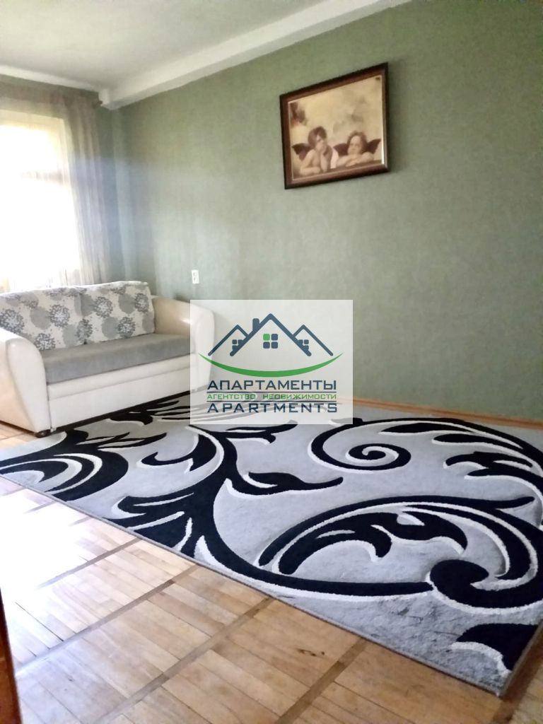 Продажа 4-комнатной квартиры, Пятигорск, Адмиральского ул,  8к3