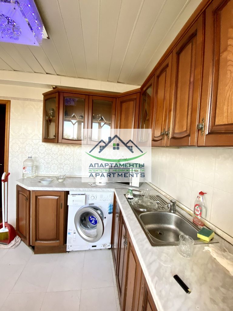 Продажа 4-комнатной квартиры, Пятигорск, Адмиральского ул,  8к3