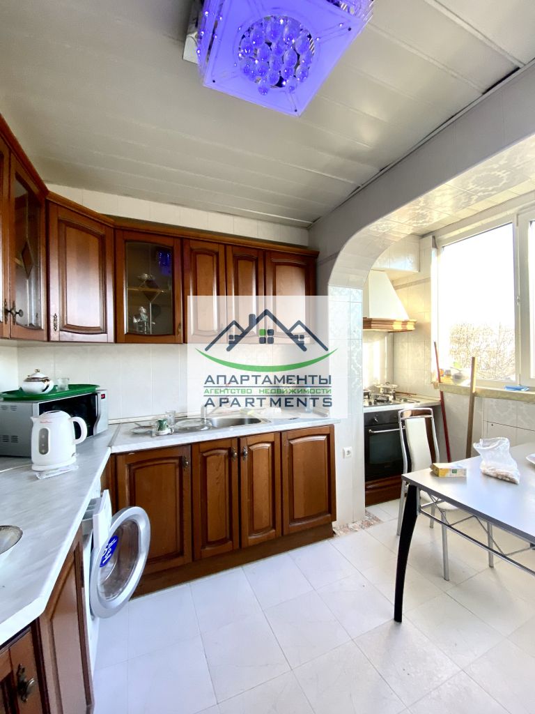 Продажа 4-комнатной квартиры, Пятигорск, Адмиральского ул,  8к3