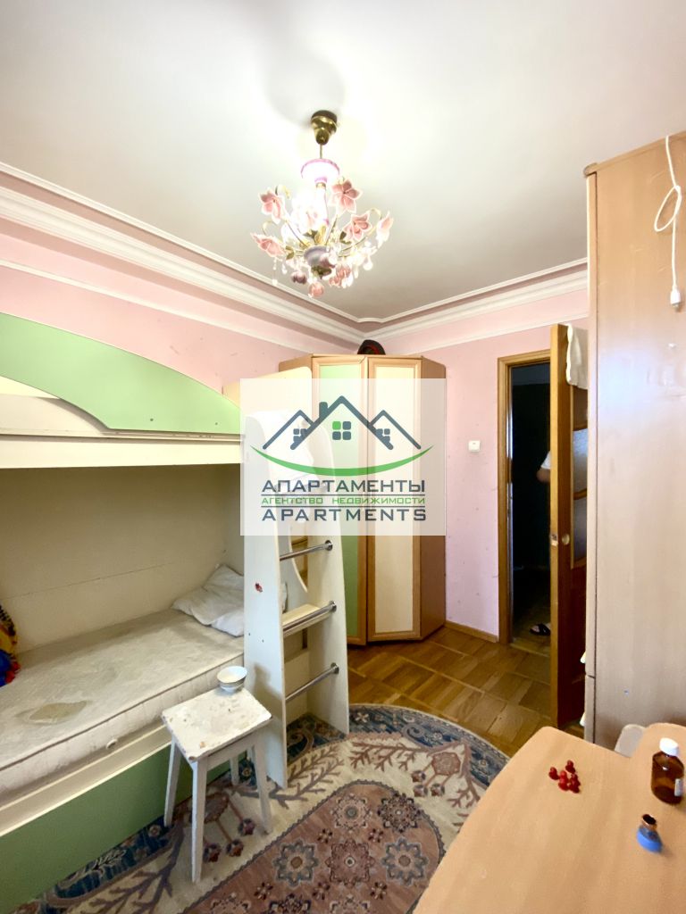 Продажа 4-комнатной квартиры, Пятигорск, Адмиральского ул,  8к3
