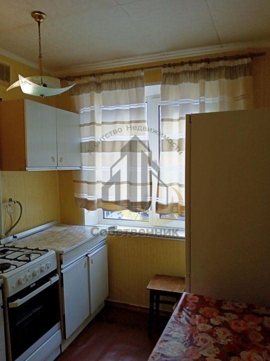 Аренда 1-комнатной квартиры, Старый Оскол, Приборостроитель мкр,  18а