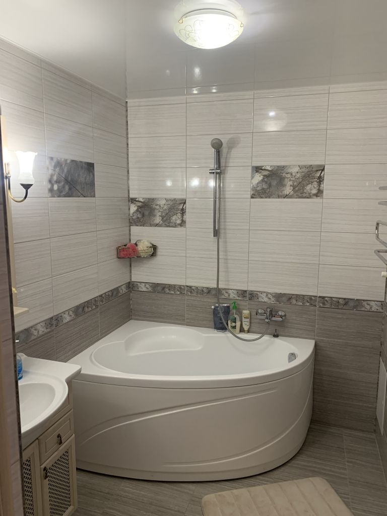 Продажа 2-комнатной квартиры, Пятигорск, Первомайская ул,  2к2